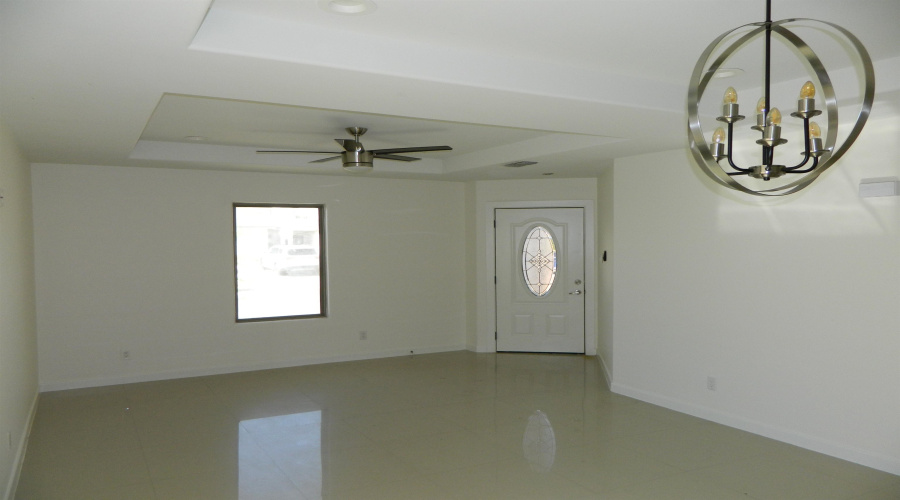 1615 Doctora Eve Perez Ln, Laredo, Texas 78046, 3 Bedrooms Bedrooms, 4 Rooms Rooms,2 BathroomsBathrooms,Residential,For Rent,1615 Doctora Eve Perez Ln,20261473