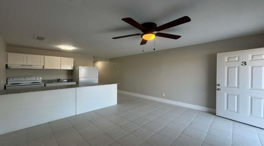 1303 Philadelphia St, Laredo, Texas 78041, 1 Bedroom Bedrooms, 2 Rooms Rooms,1 BathroomBathrooms,Residential,For Rent,1303 Philadelphia St,20261474