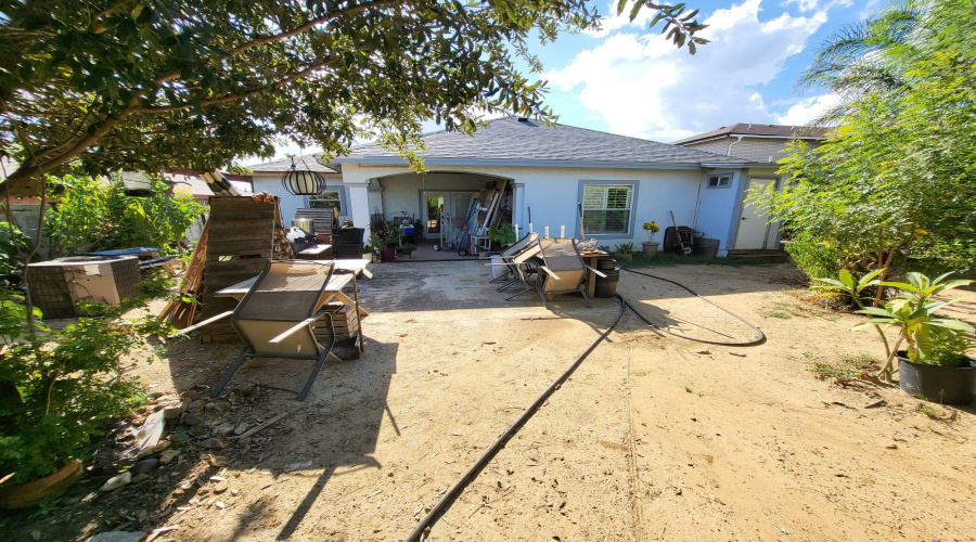 103 Otanes Ave, Laredo, Texas 78046, 3 Bedrooms Bedrooms, 6 Rooms Rooms,2 BathroomsBathrooms,Residential,For Sale,103 Otanes Ave,20261370