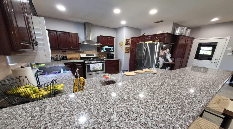 103 Otanes Ave, Laredo, Texas 78046, 3 Bedrooms Bedrooms, 6 Rooms Rooms,2 BathroomsBathrooms,Residential,For Sale,103 Otanes Ave,20261370