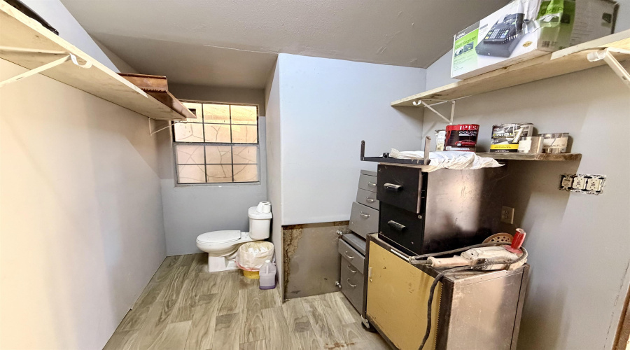 4728 Primavera Ln, Laredo, Texas 78046, 4 Bedrooms Bedrooms, 7 Rooms Rooms,3 BathroomsBathrooms,Residential,For Sale,4728 Primavera Ln,20261476