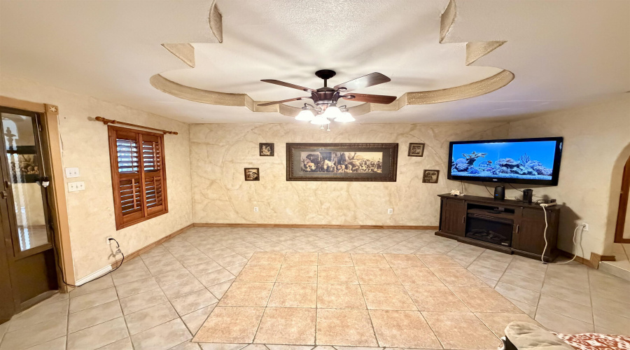 4728 Primavera Ln, Laredo, Texas 78046, 4 Bedrooms Bedrooms, 7 Rooms Rooms,3 BathroomsBathrooms,Residential,For Sale,4728 Primavera Ln,20261476