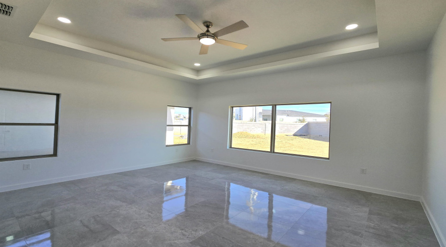 1110 Noyola Loop, Laredo, Texas 78046-6072, 5 Bedrooms Bedrooms, 6 Rooms Rooms,2 BathroomsBathrooms,Residential,For Sale,1110 Noyola Loop,20260950