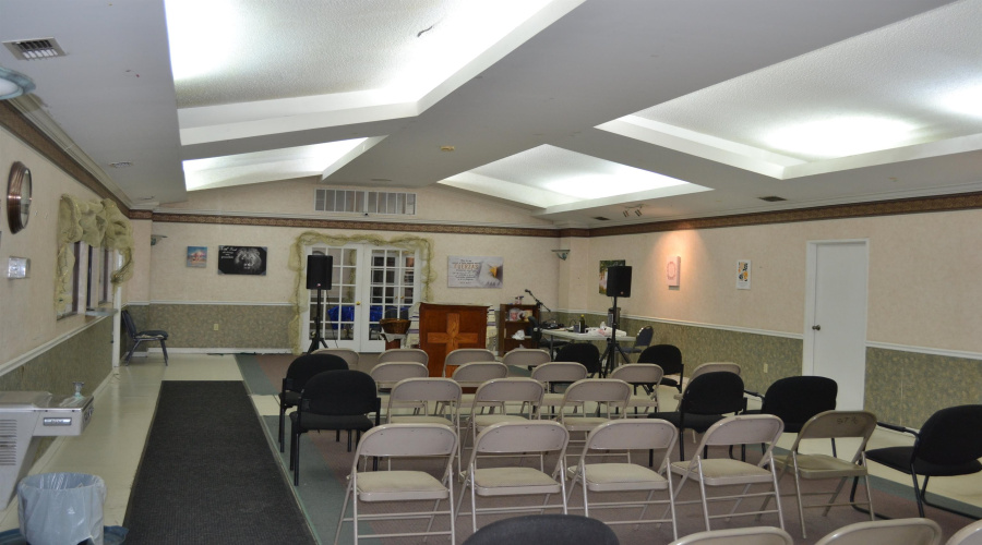 200 W Lyon St, Laredo, Texas 78041, 1 Room Rooms,4 BathroomsBathrooms,Commercial retail/office,For Sale,200 W Lyon St,20261480