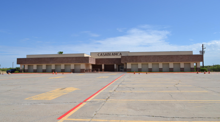 5102 & 5110 US 59, Laredo, Texas 78041, 1 Room Rooms,4 BathroomsBathrooms,Commercial retail/office,For Sale,5102 & 5110 US 59,20261481