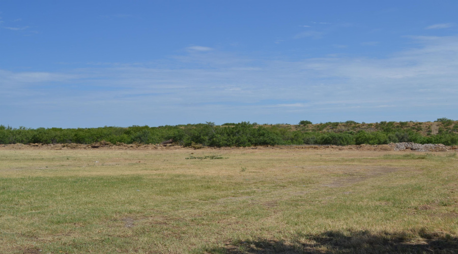 5102 & 5110 US 59, Laredo, Texas 78041, 1 Room Rooms,4 BathroomsBathrooms,Commercial retail/office,For Sale,5102 & 5110 US 59,20261481