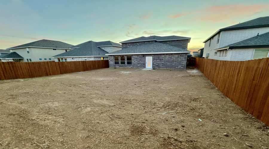 1427 Key Deer Dr., Laredo, Texas 78045, 3 Bedrooms Bedrooms, 6 Rooms Rooms,2 BathroomsBathrooms,Residential,For Sale,1427 Key Deer Dr.,20261482