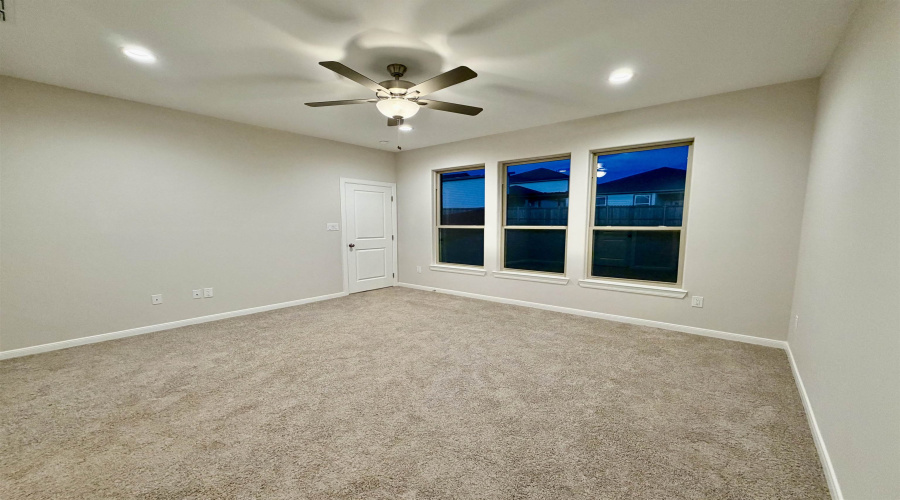 1427 Key Deer Dr., Laredo, Texas 78045, 3 Bedrooms Bedrooms, 6 Rooms Rooms,2 BathroomsBathrooms,Residential,For Sale,1427 Key Deer Dr.,20261482