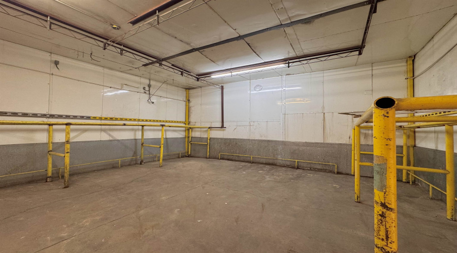 2818 Santa Ursula Ave, Laredo, Texas 78045, 1 Bedroom Bedrooms, 1 Room Rooms,2 BathroomsBathrooms,Commercial/industrial,For Sale,2818 Santa Ursula Ave,20261484