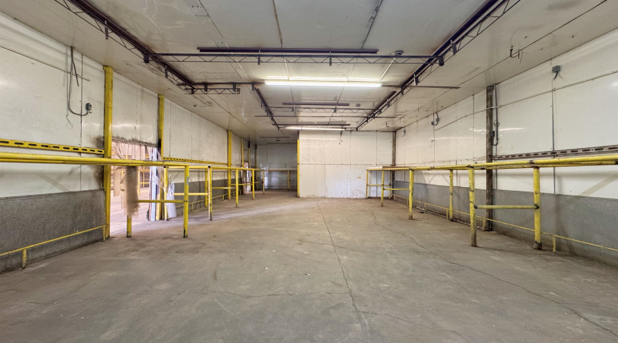 2818 Santa Ursula Ave, Laredo, Texas 78045, 1 Bedroom Bedrooms, 1 Room Rooms,2 BathroomsBathrooms,Commercial/industrial,For Sale,2818 Santa Ursula Ave,20261484