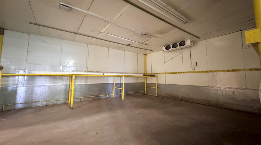 2818 Santa Ursula Ave, Laredo, Texas 78045, 1 Bedroom Bedrooms, 1 Room Rooms,2 BathroomsBathrooms,Commercial/industrial,For Sale,2818 Santa Ursula Ave,20261484