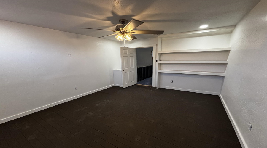 818 Cortez St, Laredo, Texas 78040, 3 Bedrooms Bedrooms, 7 Rooms Rooms,2 BathroomsBathrooms,Residential,For Sale,818 Cortez St,20261487