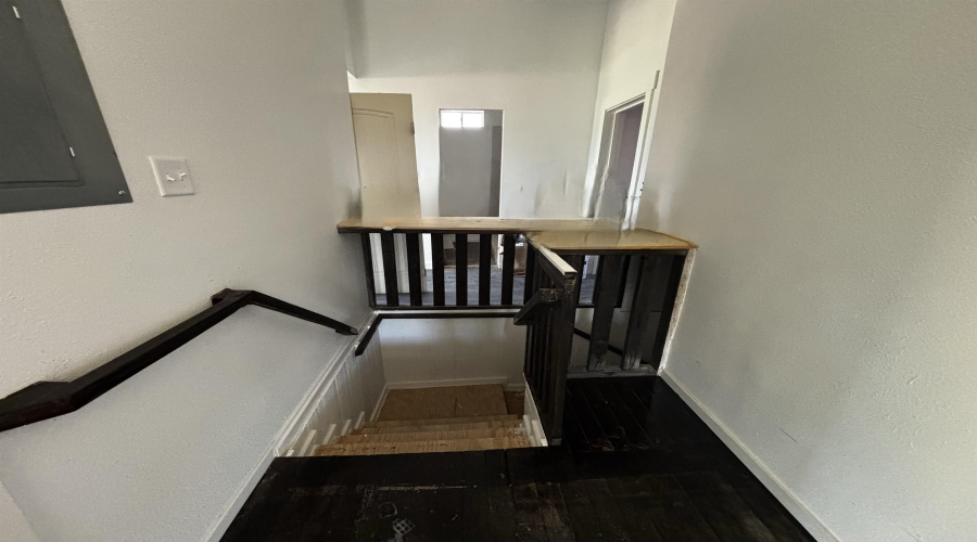 818 Cortez St, Laredo, Texas 78040, 3 Bedrooms Bedrooms, 7 Rooms Rooms,2 BathroomsBathrooms,Residential,For Sale,818 Cortez St,20261487