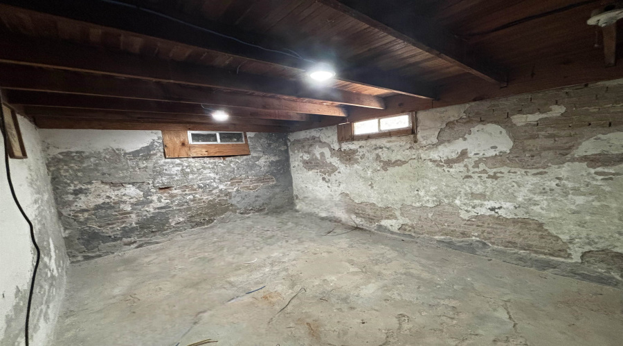 818 Cortez St, Laredo, Texas 78040, 3 Bedrooms Bedrooms, 7 Rooms Rooms,2 BathroomsBathrooms,Residential,For Sale,818 Cortez St,20261487