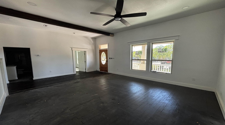 818 Cortez St, Laredo, Texas 78040, 3 Bedrooms Bedrooms, 7 Rooms Rooms,2 BathroomsBathrooms,Residential,For Sale,818 Cortez St,20261487