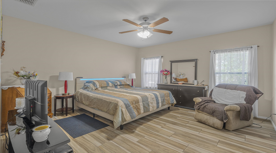 11334 Sierra Gorda Dr, Laredo, Texas 78045, 3 Bedrooms Bedrooms, 5 Rooms Rooms,2 BathroomsBathrooms,Residential,For Sale,11334 Sierra Gorda Dr,20261488