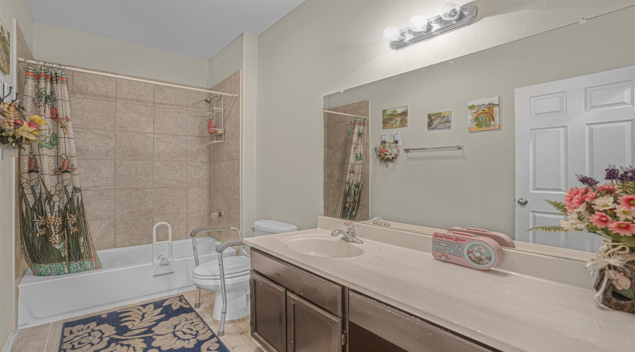 11334 Sierra Gorda Dr, Laredo, Texas 78045, 3 Bedrooms Bedrooms, 5 Rooms Rooms,2 BathroomsBathrooms,Residential,For Sale,11334 Sierra Gorda Dr,20261488