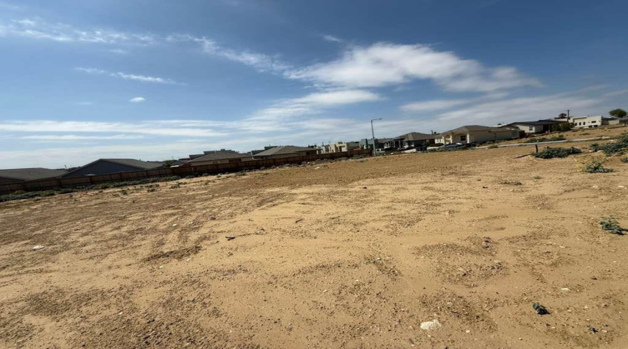 5206 Curuba Dr., Laredo, Texas 78046, 3 Bedrooms Bedrooms, 4 Rooms Rooms,2 BathroomsBathrooms,Residential,For Sale,5206 Curuba Dr.,20261489