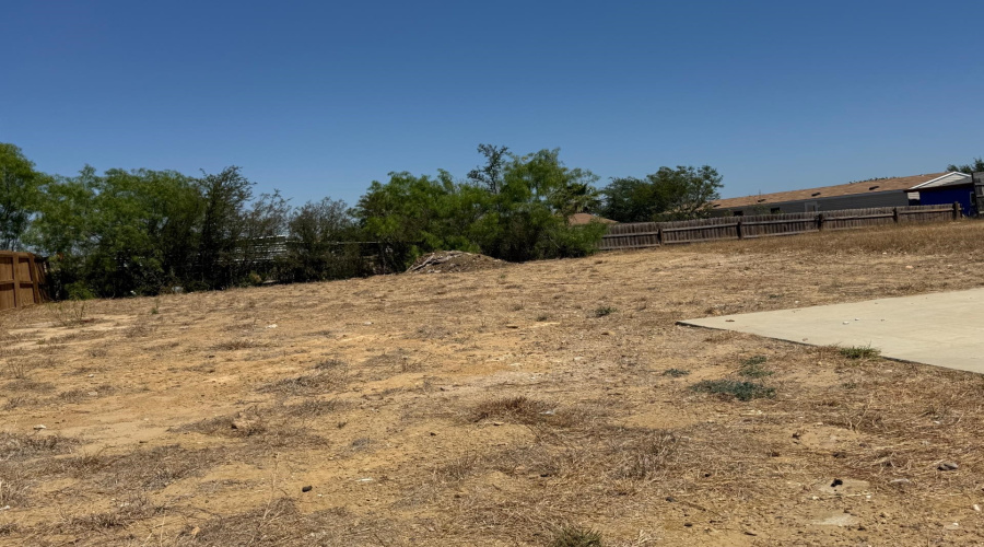 5222 Plasencia Ln., Laredo, Texas 78046, 3 Bedrooms Bedrooms, 4 Rooms Rooms,1 BathroomBathrooms,Residential,For Sale,5222 Plasencia Ln.,20261492