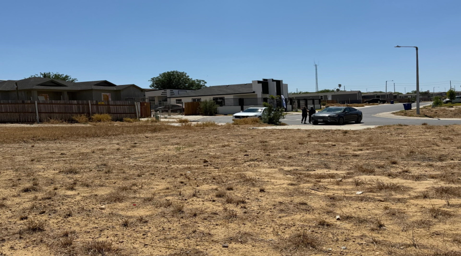 5222 Plasencia Ln., Laredo, Texas 78046, 3 Bedrooms Bedrooms, 4 Rooms Rooms,1 BathroomBathrooms,Residential,For Sale,5222 Plasencia Ln.,20261492