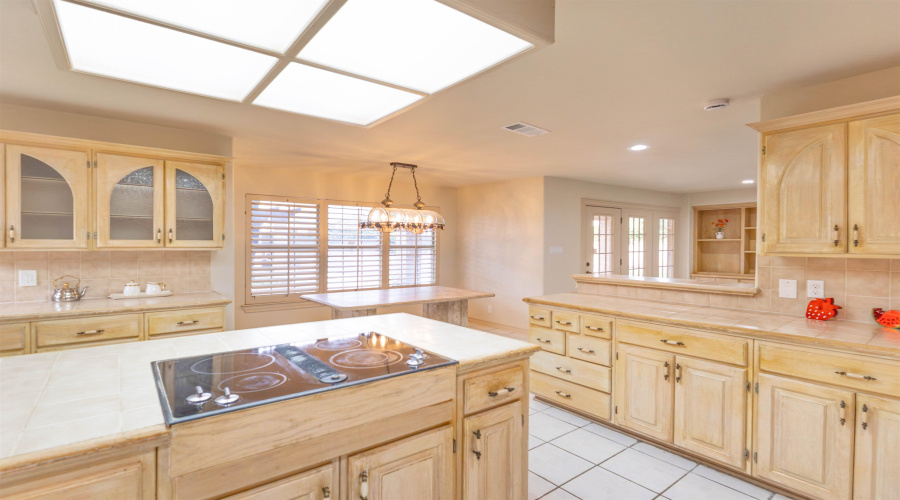 109 Devonshire Ct, Laredo, Texas 78041, 6 Bedrooms Bedrooms, 10 Rooms Rooms,4 BathroomsBathrooms,Residential,For Sale,109 Devonshire Ct,20254274