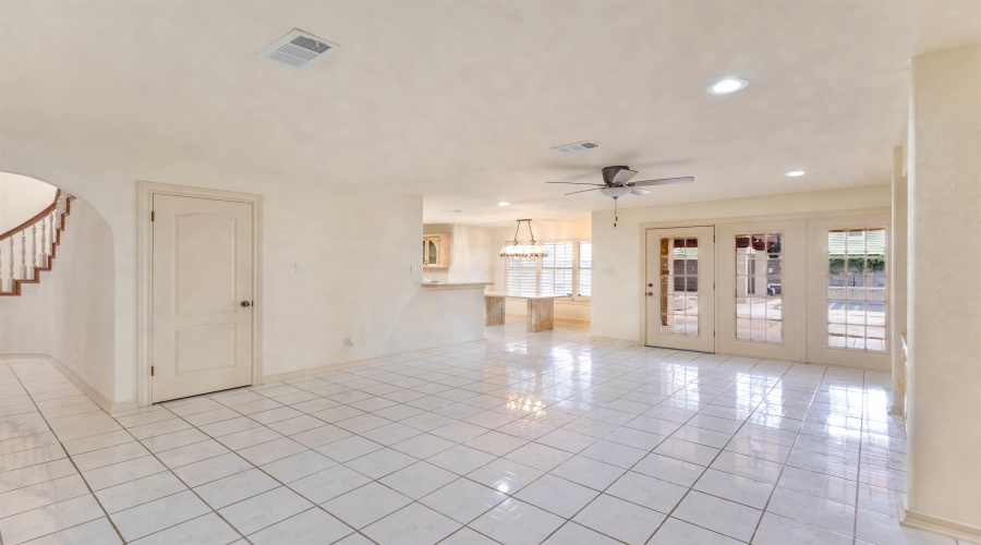 109 Devonshire Ct, Laredo, Texas 78041, 6 Bedrooms Bedrooms, 10 Rooms Rooms,4 BathroomsBathrooms,Residential,For Sale,109 Devonshire Ct,20254274