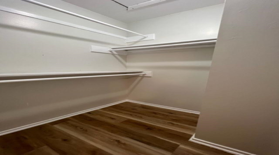 200 Martingale Ln, LAREDO, Texas 78041, 3 Bedrooms Bedrooms, 4 Rooms Rooms,3 BathroomsBathrooms,Residential,For Rent,200 Martingale Ln,20261496