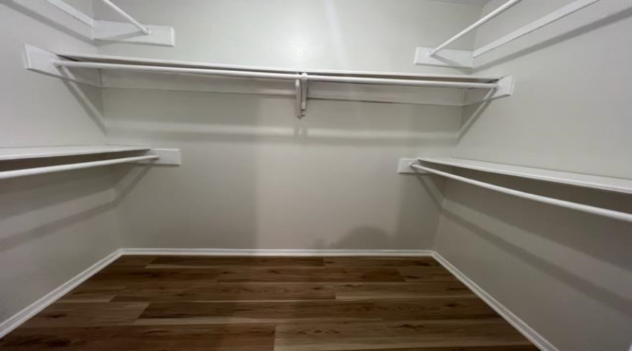 200 Martingale Ln, LAREDO, Texas 78041, 3 Bedrooms Bedrooms, 4 Rooms Rooms,3 BathroomsBathrooms,Residential,For Rent,200 Martingale Ln,20261496