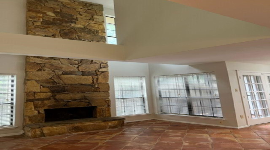 200 Martingale Ln, LAREDO, Texas 78041, 3 Bedrooms Bedrooms, 4 Rooms Rooms,3 BathroomsBathrooms,Residential,For Rent,200 Martingale Ln,20261496