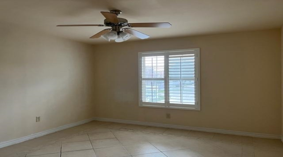 413 Shiloh Dr, LAREDO, Texas 78045, 2 Bedrooms Bedrooms, 4 Rooms Rooms,2 BathroomsBathrooms,Residential,For Rent,413 Shiloh Dr,20261497