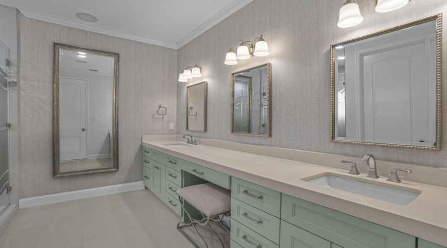 2801 Mario Puzo Dr, Laredo, Texas 78041, 5 Bedrooms Bedrooms, 11 Rooms Rooms,5 BathroomsBathrooms,Residential,For Sale,2801 Mario Puzo Dr,20261500