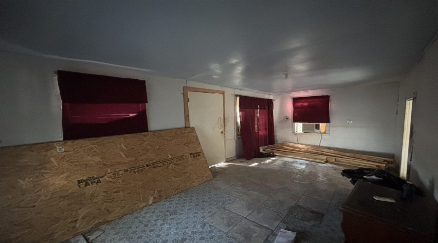 1710 Coke St, Laredo, Texas 78040, 2 Bedrooms Bedrooms, 3 Rooms Rooms,1 BathroomBathrooms,Residential,For Sale,1710 Coke St,20261501