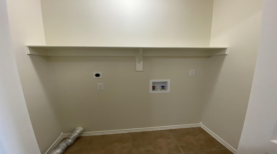 139 Niagara Dr., LAREDO, Texas 78045, 3 Bedrooms Bedrooms, 6 Rooms Rooms,2 BathroomsBathrooms,Residential,For Rent,139 Niagara Dr.,20261506