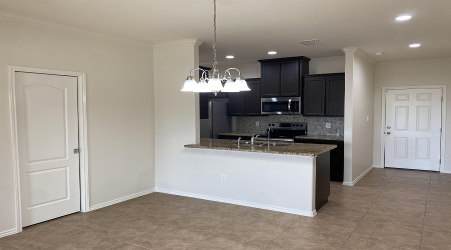 139 Niagara Dr., LAREDO, Texas 78045, 3 Bedrooms Bedrooms, 6 Rooms Rooms,2 BathroomsBathrooms,Residential,For Rent,139 Niagara Dr.,20261506