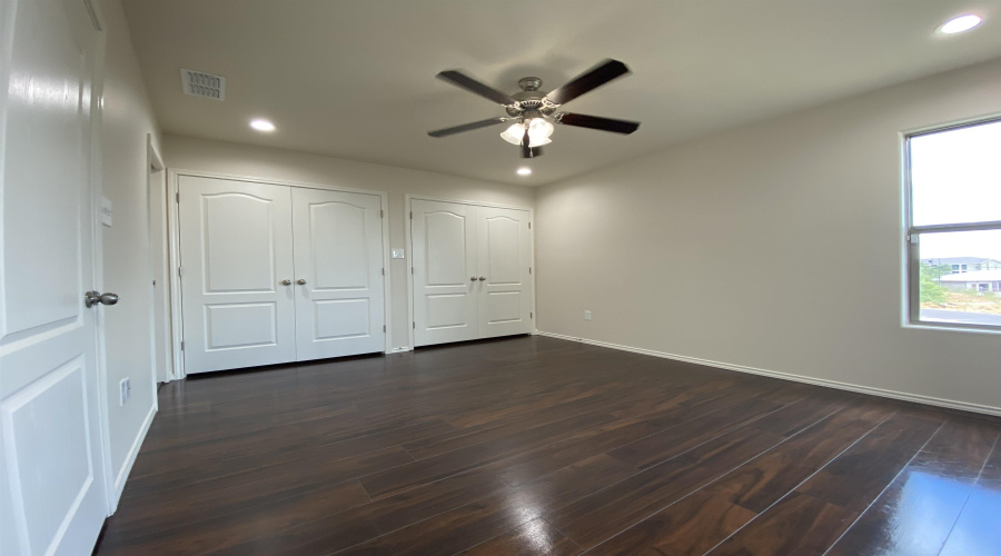 139 Niagara Dr., LAREDO, Texas 78045, 3 Bedrooms Bedrooms, 6 Rooms Rooms,2 BathroomsBathrooms,Residential,For Rent,139 Niagara Dr.,20261506