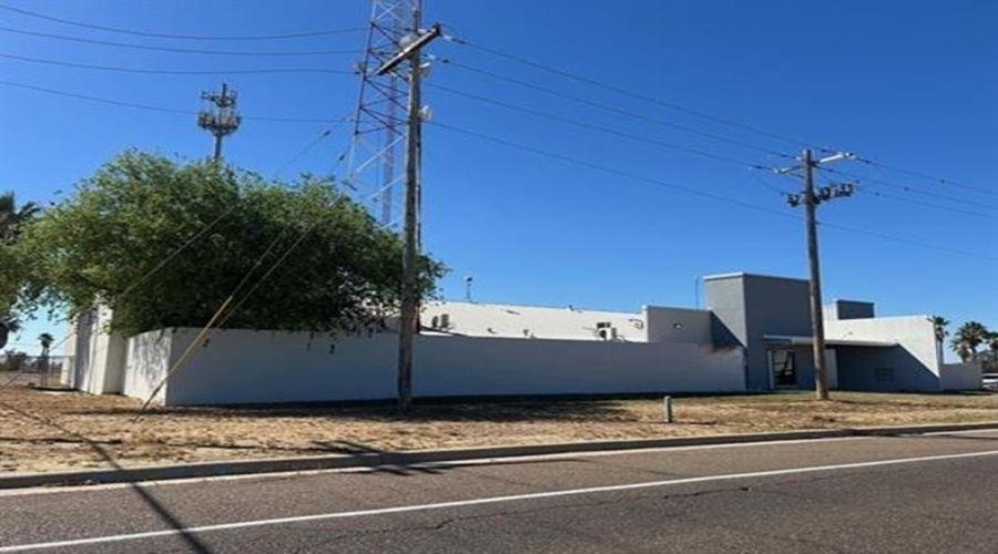 1816 Pappas St, Laredo, Texas 78041, 1 Room Rooms,2 BathroomsBathrooms,Commercial retail/office,For Sale,1816 Pappas St,20261514