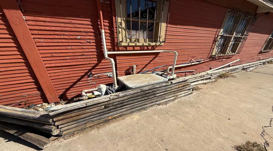 3914 McPherson Ave, Laredo, Texas 78041, 1 Room Rooms,2 BathroomsBathrooms,Commercial retail/office,For Sale,3914 McPherson Ave,20261517