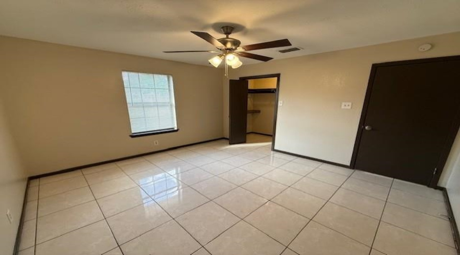 516 St James Dr, Laredo, Texas 78041, 4 Bedrooms Bedrooms, 8 Rooms Rooms,2 BathroomsBathrooms,Residential,For Rent,516 St James Dr,20261508