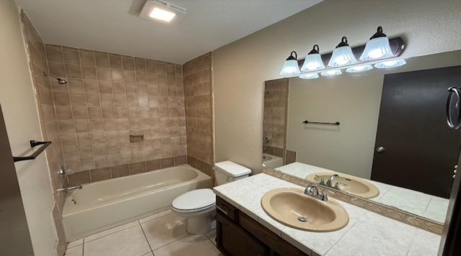 516 St James Dr, Laredo, Texas 78041, 4 Bedrooms Bedrooms, 8 Rooms Rooms,2 BathroomsBathrooms,Residential,For Rent,516 St James Dr,20261508