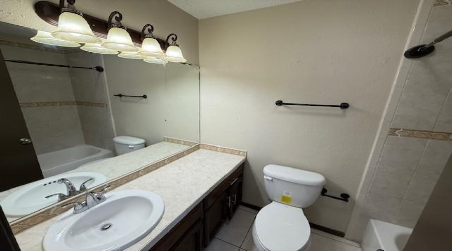 516 St James Dr, Laredo, Texas 78041, 4 Bedrooms Bedrooms, 8 Rooms Rooms,2 BathroomsBathrooms,Residential,For Rent,516 St James Dr,20261508