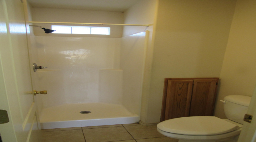 1720 Juarez Ave, Laredo, Texas 78040, 2 Bedrooms Bedrooms, 4 Rooms Rooms,1 BathroomBathrooms,Residential,For Rent,1720 Juarez Ave,20261516