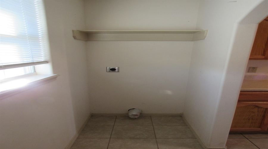 1720 Juarez Ave, Laredo, Texas 78040, 2 Bedrooms Bedrooms, 4 Rooms Rooms,1 BathroomBathrooms,Residential,For Rent,1720 Juarez Ave,20261516