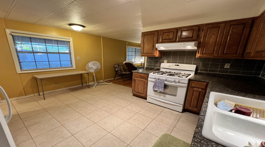 19 Hatfield Ln., Zapata, Texas 78076, 3 Bedrooms Bedrooms, 6 Rooms Rooms,3 BathroomsBathrooms,Residential,For Sale,19 Hatfield Ln.,20254343