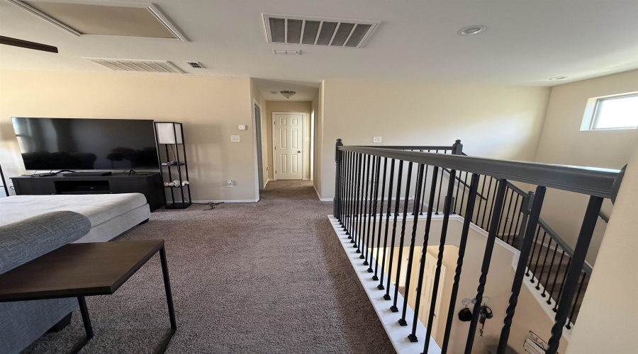 8711 Owlcreek Pass Ct, Laredo, Texas 78045, 4 Bedrooms Bedrooms, 7 Rooms Rooms,3 BathroomsBathrooms,Residential,For Sale,8711 Owlcreek Pass Ct,20261520