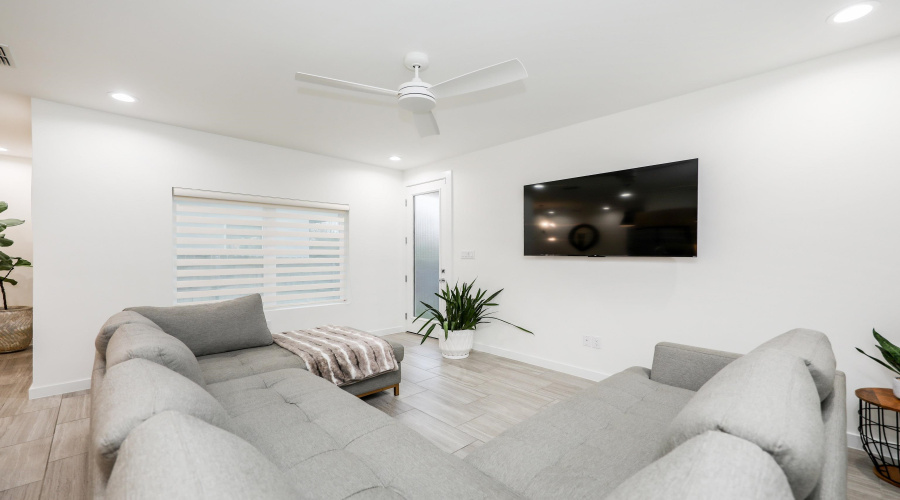 425 Deer Path Loop, Laredo, Texas 78045, 3 Bedrooms Bedrooms, 8 Rooms Rooms,2 BathroomsBathrooms,Residential,For Rent,425 Deer Path Loop,20261523