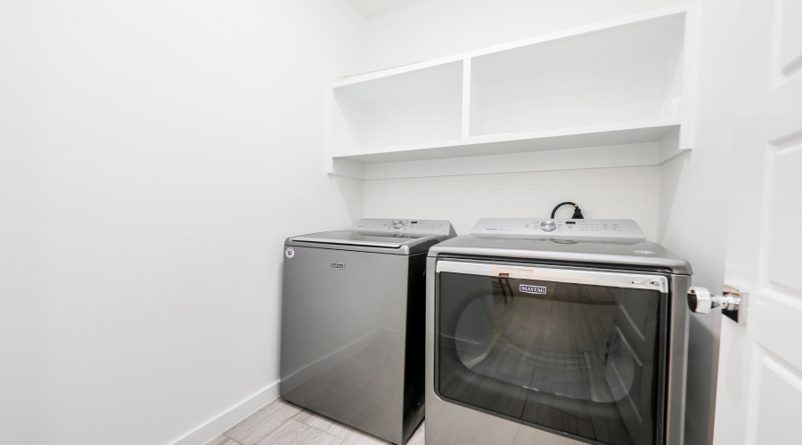 425 Deer Path Loop, Laredo, Texas 78045, 3 Bedrooms Bedrooms, 8 Rooms Rooms,2 BathroomsBathrooms,Residential,For Rent,425 Deer Path Loop,20261523