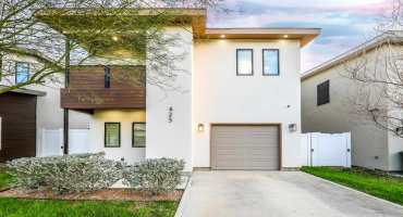 425 Deer Path Loop, Laredo, Texas 78045, 3 Bedrooms Bedrooms, 8 Rooms Rooms,2 BathroomsBathrooms,Residential,For Rent,425 Deer Path Loop,20261523