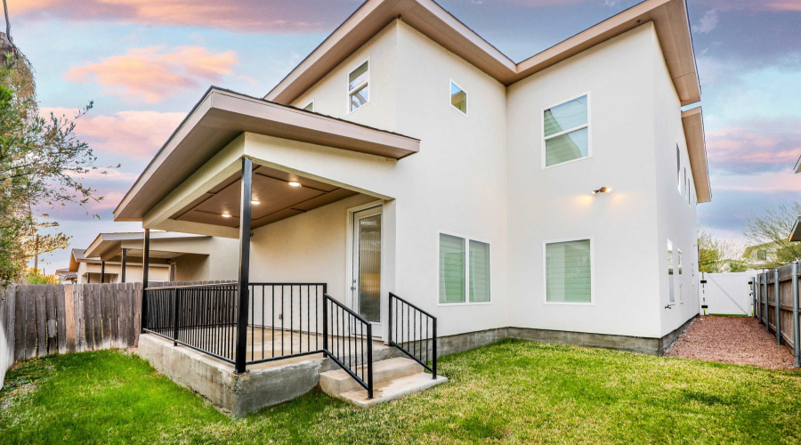 425 Deer Path Loop, Laredo, Texas 78045, 3 Bedrooms Bedrooms, 8 Rooms Rooms,2 BathroomsBathrooms,Residential,For Rent,425 Deer Path Loop,20261523