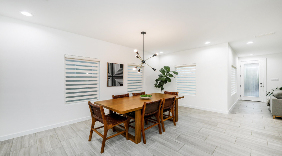 425 Deer Path Loop, Laredo, Texas 78045, 3 Bedrooms Bedrooms, 8 Rooms Rooms,2 BathroomsBathrooms,Residential,For Rent,425 Deer Path Loop,20261523