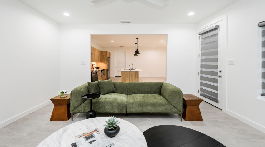 305 Deer Path Loop, LAREDO, Texas 78045, 3 Bedrooms Bedrooms, 7 Rooms Rooms,2 BathroomsBathrooms,Residential,For Rent,305 Deer Path Loop,20261524